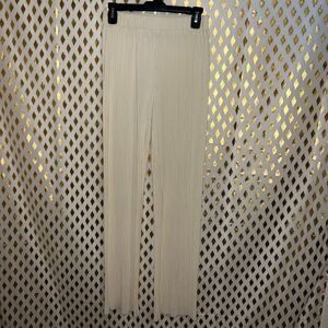 NWT Cellecci ivory White wide flowy pants silky size S